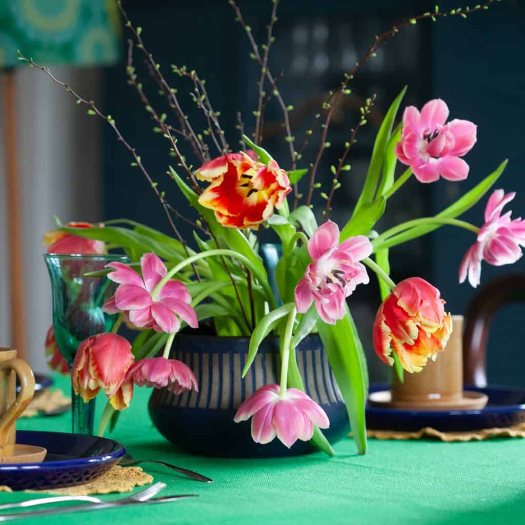 Blomsterfrämjandet bjuder på Dukningstrender för 2025