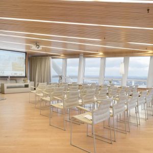 Exklusiv konferenslokal på våning 53 i Turning Torso med fantastisk utsikt över Malmö.