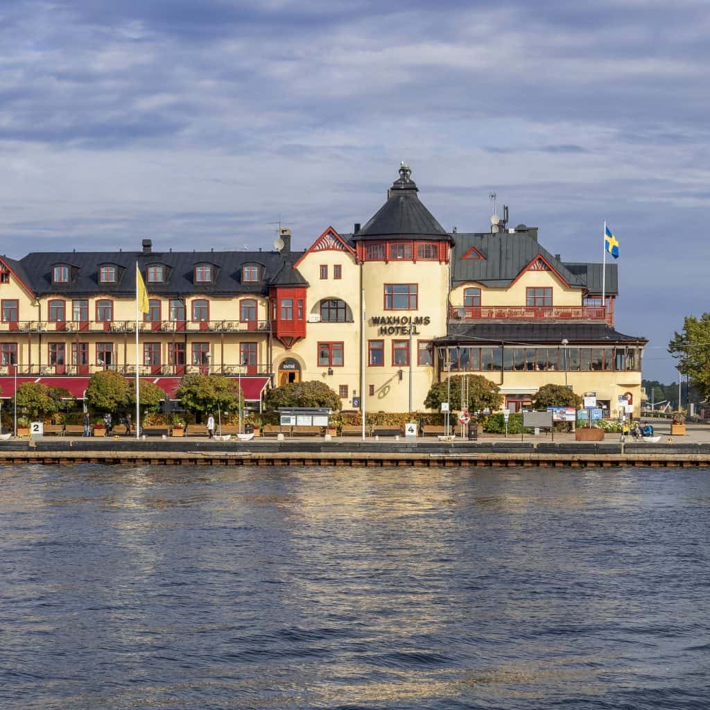 Tio dagars betänketid - nu har Waxholms Hotell nya ägare