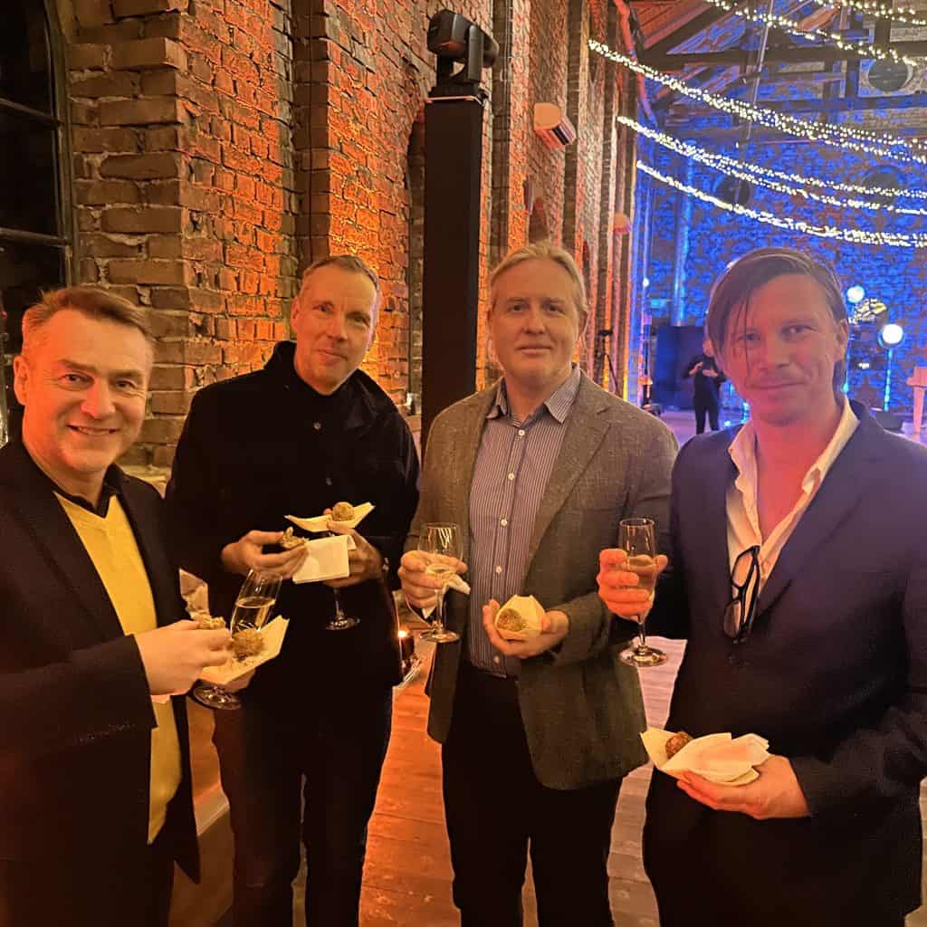 Mingelbilder från Mötesbaren på vackra Winterviken