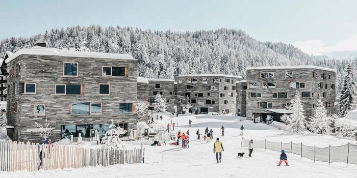 Låt ledningsgruppen åka snowboard i år