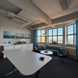 Möt Mia Frost: ”Jag är chef över chefen och har hittat mitt Happy Place”