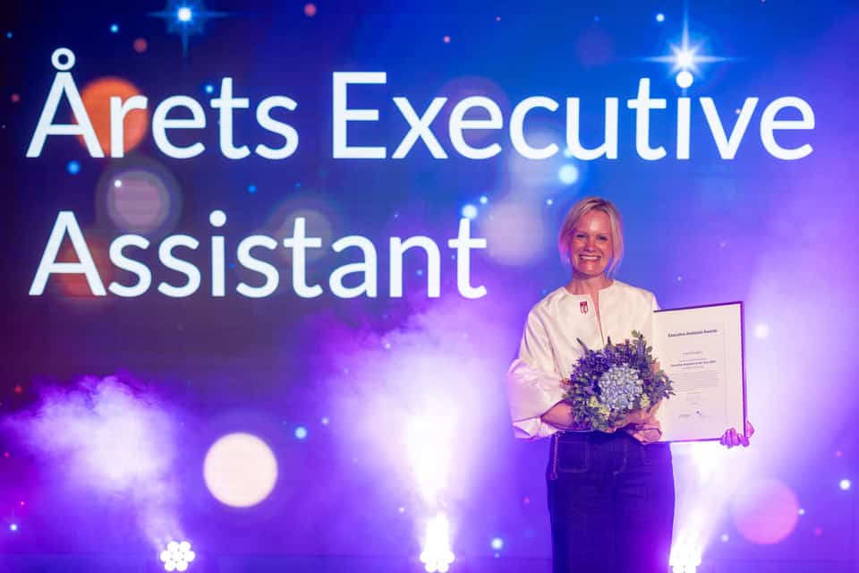 SofiePuhakka-EAA2026-medium-i960 Sofia Puhakka och Elin Ivarsson vinnare i Executive Assistant Awards 2026
