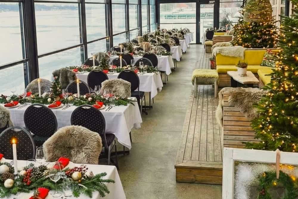 Hallå där Linda Olwan – hur laddar Kajen Nacka Strand för årets julbord?