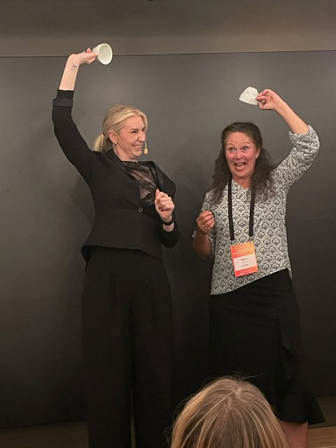 Skratt, magi och nya möten när 66 ledningsassistenter samlades på Miss Clara