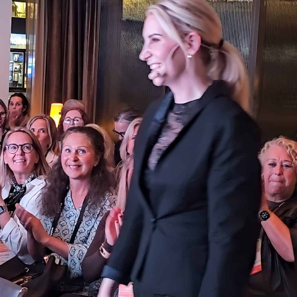 Skratt, magi och nya möten när 66 ledningsassistenter samlades på Miss Clara