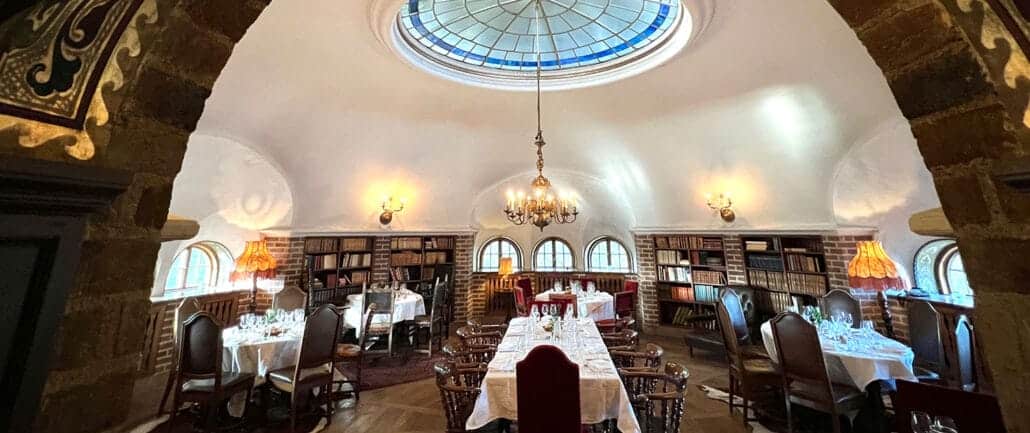 Engsholms-Slott-bibliotek-middag--1030x433 Omtänksamhet i varje detalj när Executiveeffect gästade Engsholms Slott