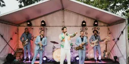 ”Bellan” har allt du vill göra på en riktig sommarfest