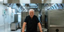 70 år efter kockdebuten – Leif Mannerström återvänder till Solliden