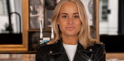 Charlotte Dunhoff med bakgrund som assistent startar utbildning för assistenter